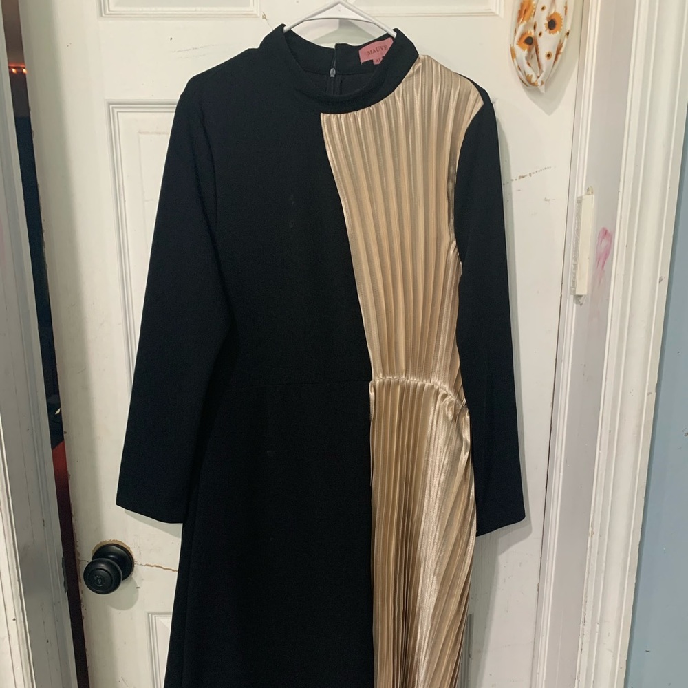 Gold and black half pleated dress